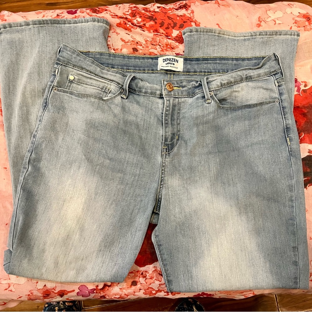 PLUS Levi’s Jeans
